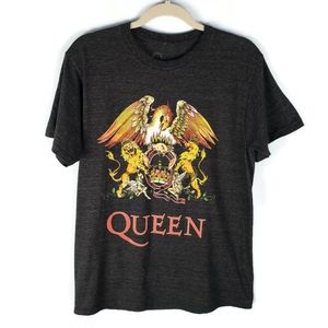 Queen graphic shirt size M